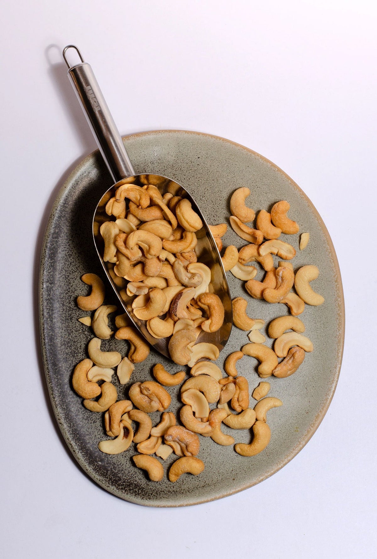 Roasted cashews 180 ww Without Salt 200g